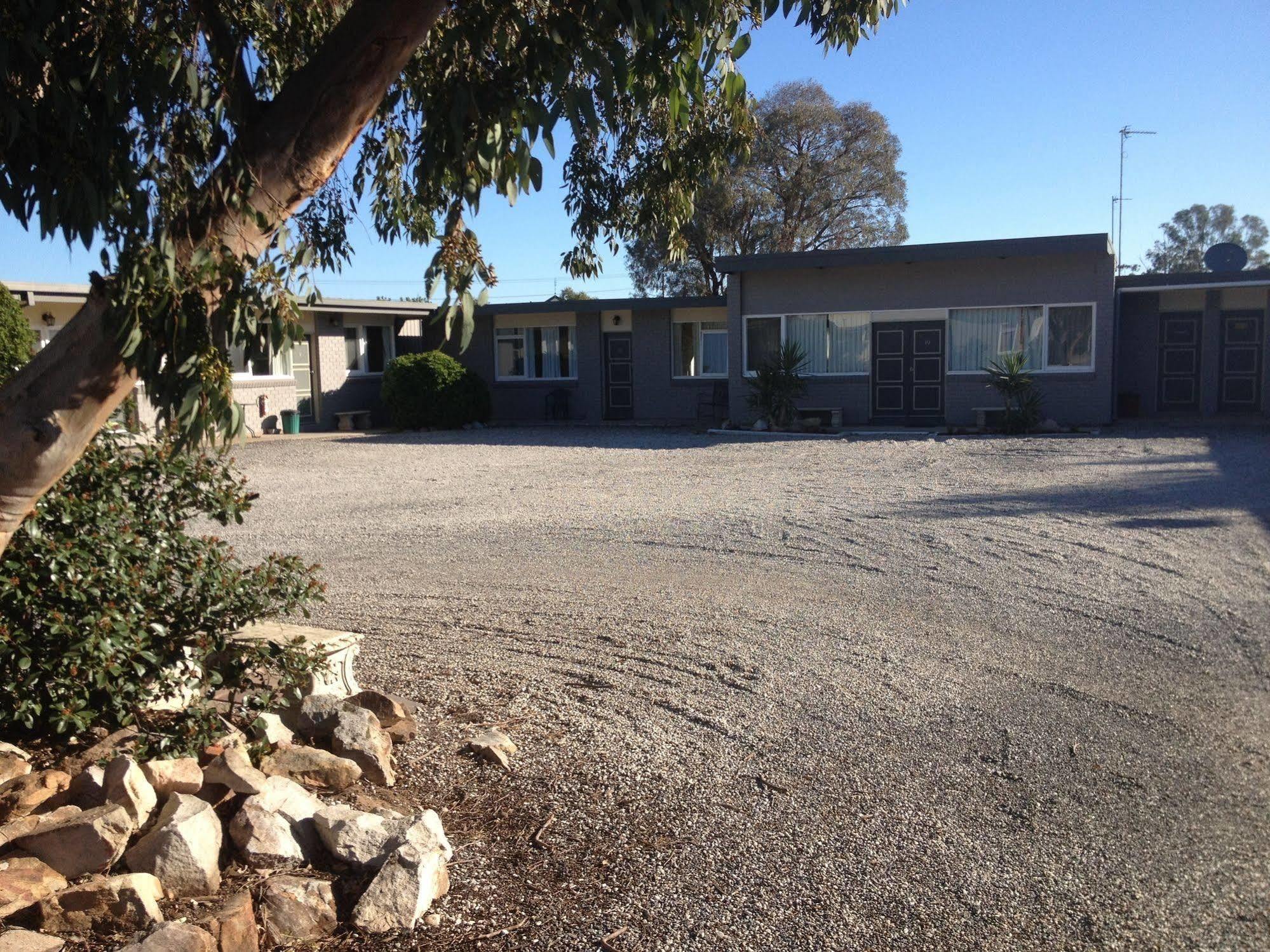 Horsham Motel Exterior photo
